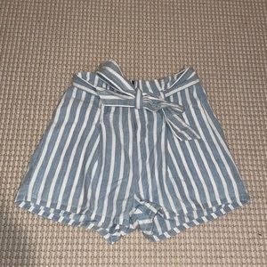 FRAME bob stripe high-waited shorts